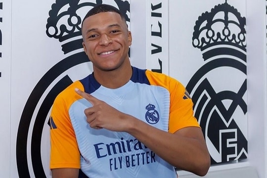 Lộ lương của Mbappe tại Real Madrid, thua 2 cái tên gây bất ngờ