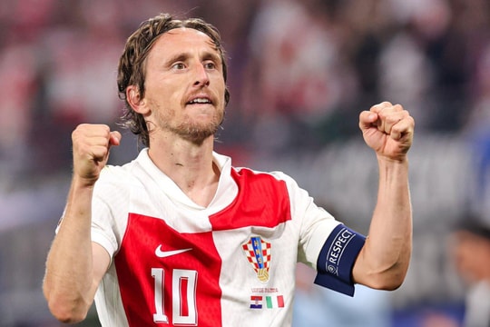 Câu lạc bộ Bình Dương muốn mua Luka Modric