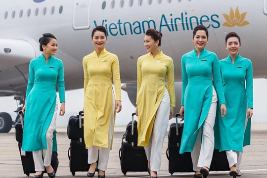 Muốn làm tiếp viên hàng không cần học giỏi môn gì?
