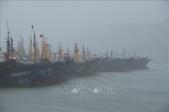 Trung Quốc nâng mức ứng phó khẩn cấp với bão Gaemi