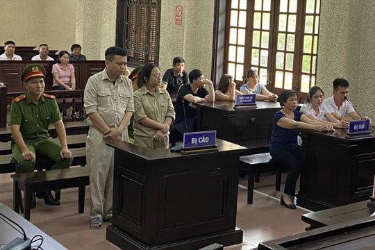 Dùng giấy tờ giả lừa đảo, cặp vợ chồng ở Kinh Môn cùng vào tù