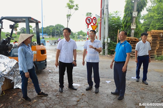 "Tai, mắt" của Đảng ở cơ sở: Bài 2 - Giúp người đứng đầu tự soi, tự sửa