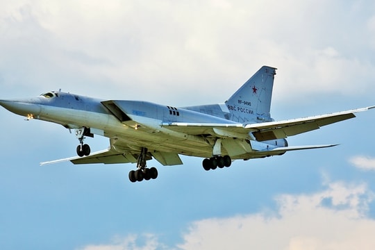 Ukraine có thể tập kích máy bay ném bom Tu-22M3 Nga