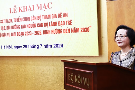 Bộ Nội vụ lần đầu tiên sát hạch, tuyển chọn cán bộ trẻ đào tạo làm lãnh đạo