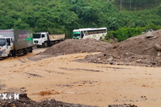 Mưa lũ làm 5 người thương vong, gây nhiều thiệt hại tại một số địa phương