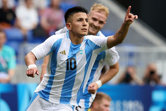 Argentina vào tứ kết Olympic sau 16 năm chờ đợi