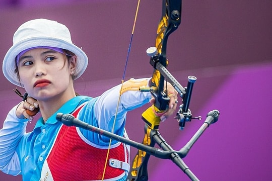Cung thủ Ánh Nguyệt bị loại vì kém 0,489 cm ở Olympic 2024