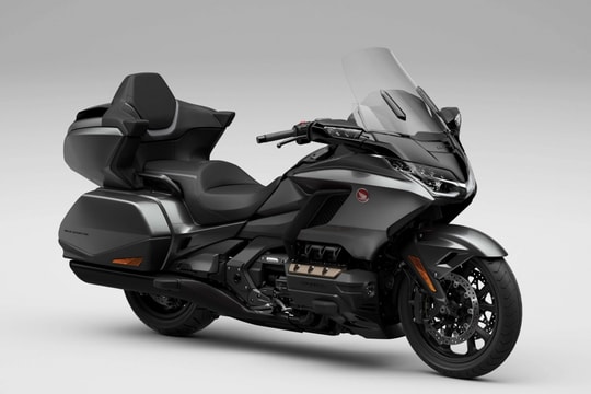 Honda Gold Wing Tour 2024 ra mắt, giá tăng hơn 10 triệu đồng