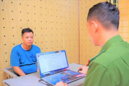 Bắt đối tượng cho 2 trẻ vị thành niên dùng ma túy trong nhà nghỉ ở TP Hải Dương