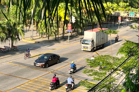 Bổ sung biển cảnh báo, gờ giảm tốc tại "điểm đen" giao thông ở Thanh Hà