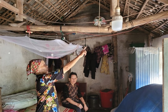 Hoàn cảnh đáng thương của người phụ nữ nghèo bị câm điếc bẩm sinh ở Tứ Kỳ