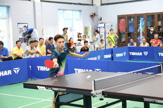 Lần đầu tiên Liên đoàn Bóng bàn Hải Dương tổ chức giải các câu lạc bộ thành viên