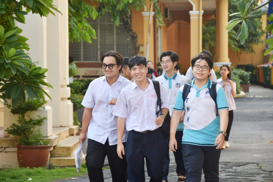 3 trường đầu tiên công bố điểm chuẩn xét tuyển 2024, cao nhất 21 điểm