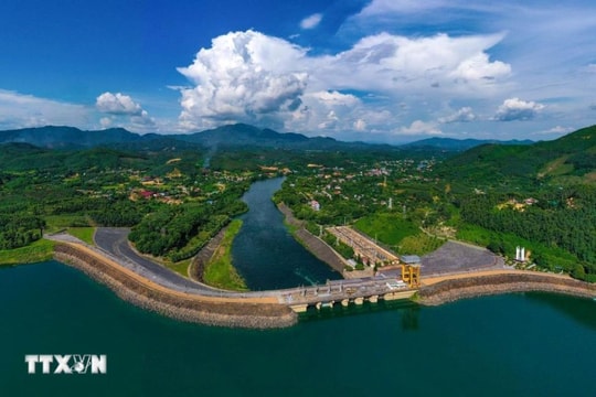 Ngày 8/8, đóng 1 cửa xả đáy thủy điện Tuyên Quang, 1 cửa xả mặt hồ Thác Bà