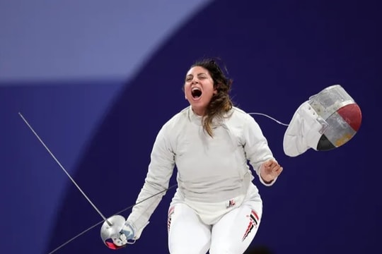 Vận động viên mang thai phá rào chuẩn mực giới tại Olympic Paris 2024