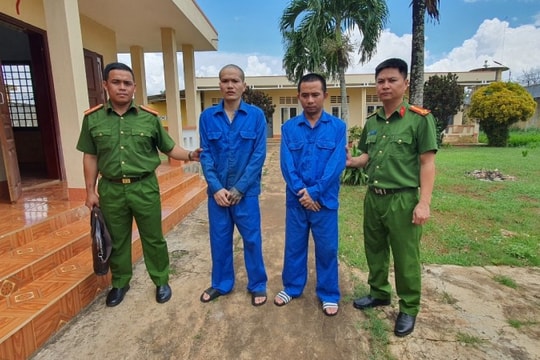 Bắt 2 đối tượng lừa bán người sang Campuchia với chiêu "việc nhẹ lương cao"