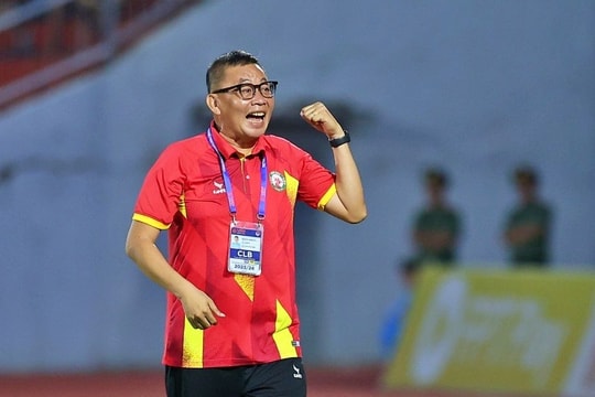 Bình Định chia tay 16 cầu thủ, huấn luyện viên Bùi Đoàn Quang Huy nói gì?