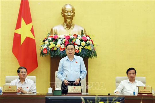 Bế mạc phiên họp chuyên đề pháp luật của Ủy ban Thường vụ Quốc hội