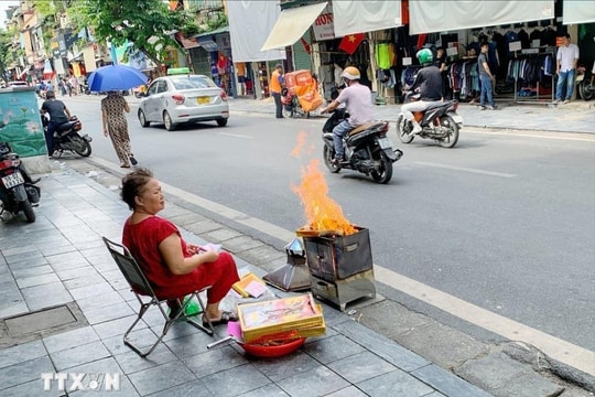 Cảnh giác với cháy, nổ do đốt vàng mã trong dịp rằm tháng 7