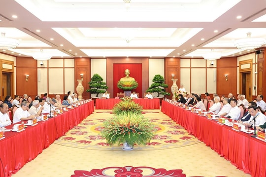 Sự kiện nổi bật trong nước, quốc tế ngày 15/8
