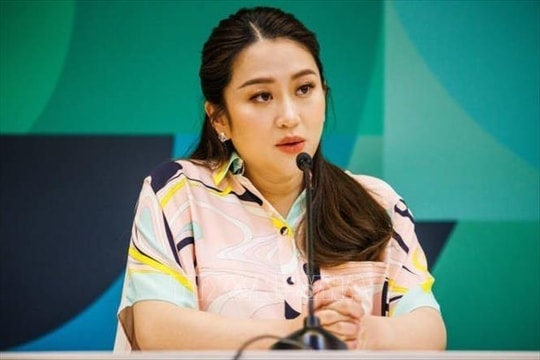 Thái Lan có Thủ tướng trẻ nhất lịch sử, là con gái ông Thaksin Shinawatra