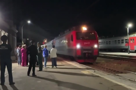 Người dân Nga đi sơ tán khi Ukraine tấn công vào Belgorod