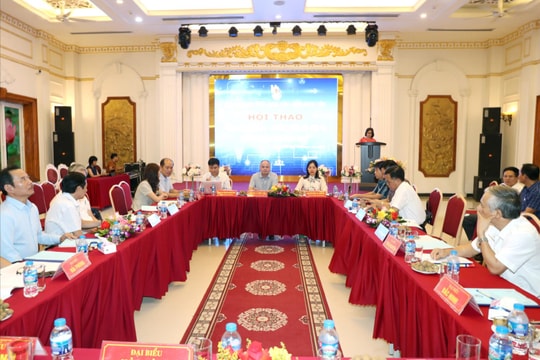 Gợi mở tư duy mới về phương hướng chuyển đổi số báo chí
