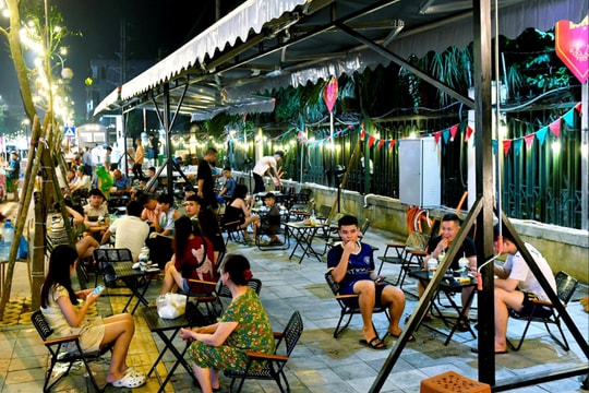 Trở lại phố ẩm thực Tuệ Tĩnh