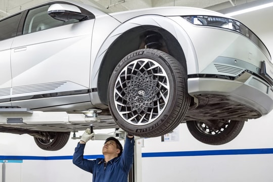 Các hãng xe Hàn kiểm tra nguy cơ cháy ô tô điện miễn phí