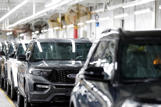 Ford triệu hồi khoảng 85.000 xe Explorer sản xuất tại Mỹ vì động cơ có thể bị bốc cháy