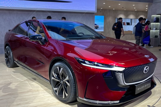 Mazda công bố mẫu xe điện toàn cầu đầu tiên của thương hiệu
