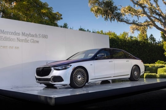 Mercedes-Maybach S 680 phiên bản đặc biệt lấy cảm hứng từ cực quang