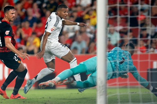 Mbappe tịt ngòi trận ra mắt La Liga, Real bị Mallorca chia điểm