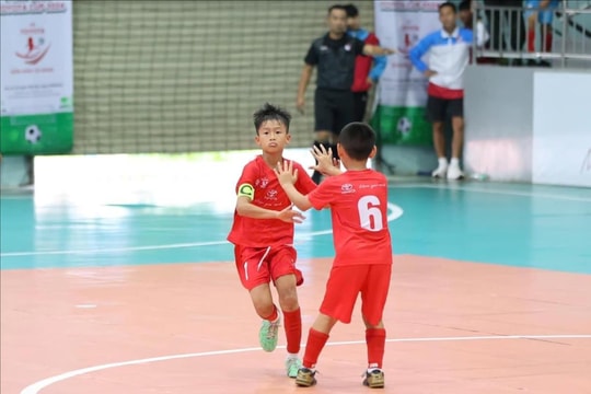 Thủ quân Trường Ang tỏa sáng đưa U9 Gia Bảo Hải Dương tiến vào tứ kết Giải bóng đá U9 toàn quốc