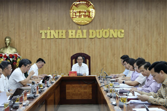 Xử lý vi phạm đất đai, trật tự xây dựng dọc đường Trường Chinh (TP Hải Dương)
