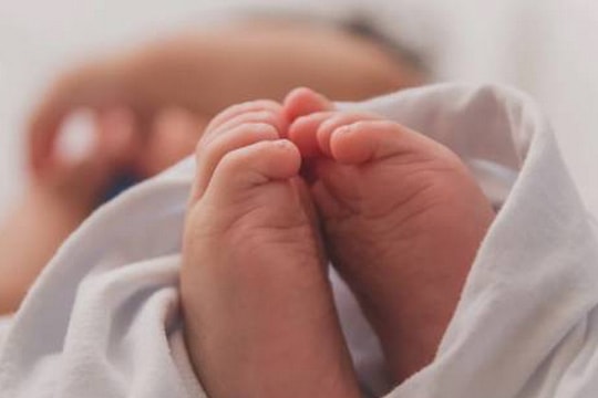 Hi hữu ca sinh non an toàn trên không trung