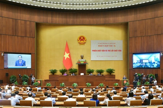 [Trực tiếp] Ủy ban Thường vụ Quốc hội tiếp tục phiên chất vấn và trả lời chất vấn