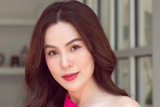 Hoa hậu Phương Lê sẽ bị xử lý vì sửa lời Quốc ca