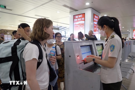 Bộ Ngoại giao Việt Nam bác bỏ thông tin sai sự thật về việc thu hộ chiếu