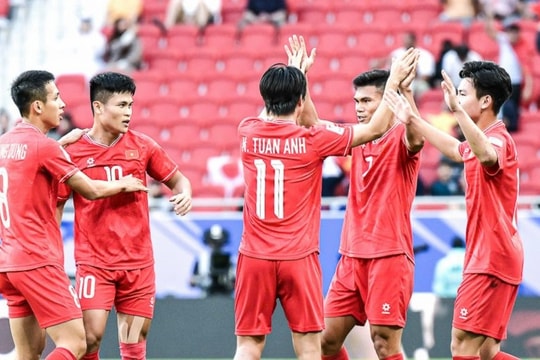 Công bố danh sách tuyển Việt Nam: Không có Văn Quyết, Công Phượng