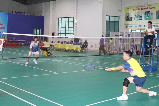 Đội Sở Thông tin và Truyền thông 3 năm liên tiếp đoạt cúp vô địch Giải bóng bàn-cầu lông Hội Nhà báo tỉnh Hải Dương