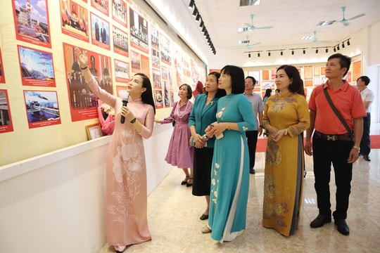 Hải Dương triển lãm ảnh kỷ niệm 79 năm Cách mạng Tháng Tám và Quốc khánh 2/9