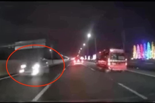 Cục Cảnh sát giao thông xác minh ô tô đi ngược chiều trên cao tốc Hà Nội - Hải Phòng