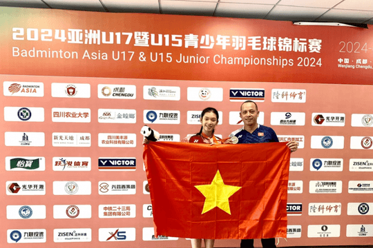 Hai Duong-born badminton athlete wins silver at Asian U-15 championships
