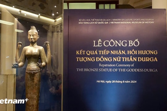 Tượng nữ thần Durga lần đầu ra mắt công chúng kể từ khi hồi hương