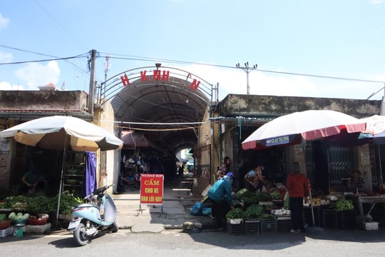 Chợ An Lưu xuống cấp, người dân mong có nơi mua bán rộng rãi, khang trang