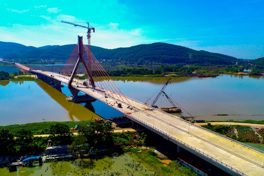Dịp 2/9, chưa thể qua cầu Đồng Việt sang Bắc Giang