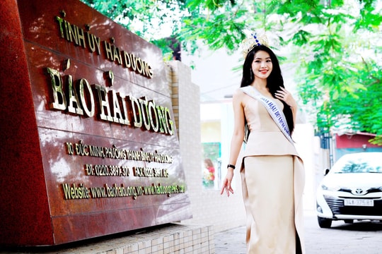 Hoa hậu Du lịch Việt Nam Phạm Thị Ngọc Quỳnh thăm Báo Hải Dương