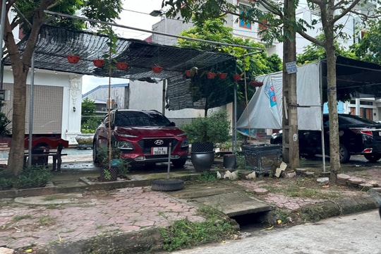 Không gian công cộng ở khu dân cư Đống Mắm (Nam Sách) thành chỗ đỗ xe, bán hàng