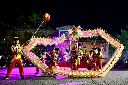Rộn ràng múa lân, sư, rồng chào mừng Quốc khánh